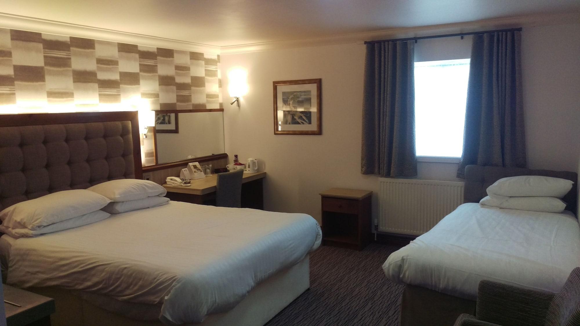Best Western Plus Pastures Hotel Doncaster Bagian luar foto