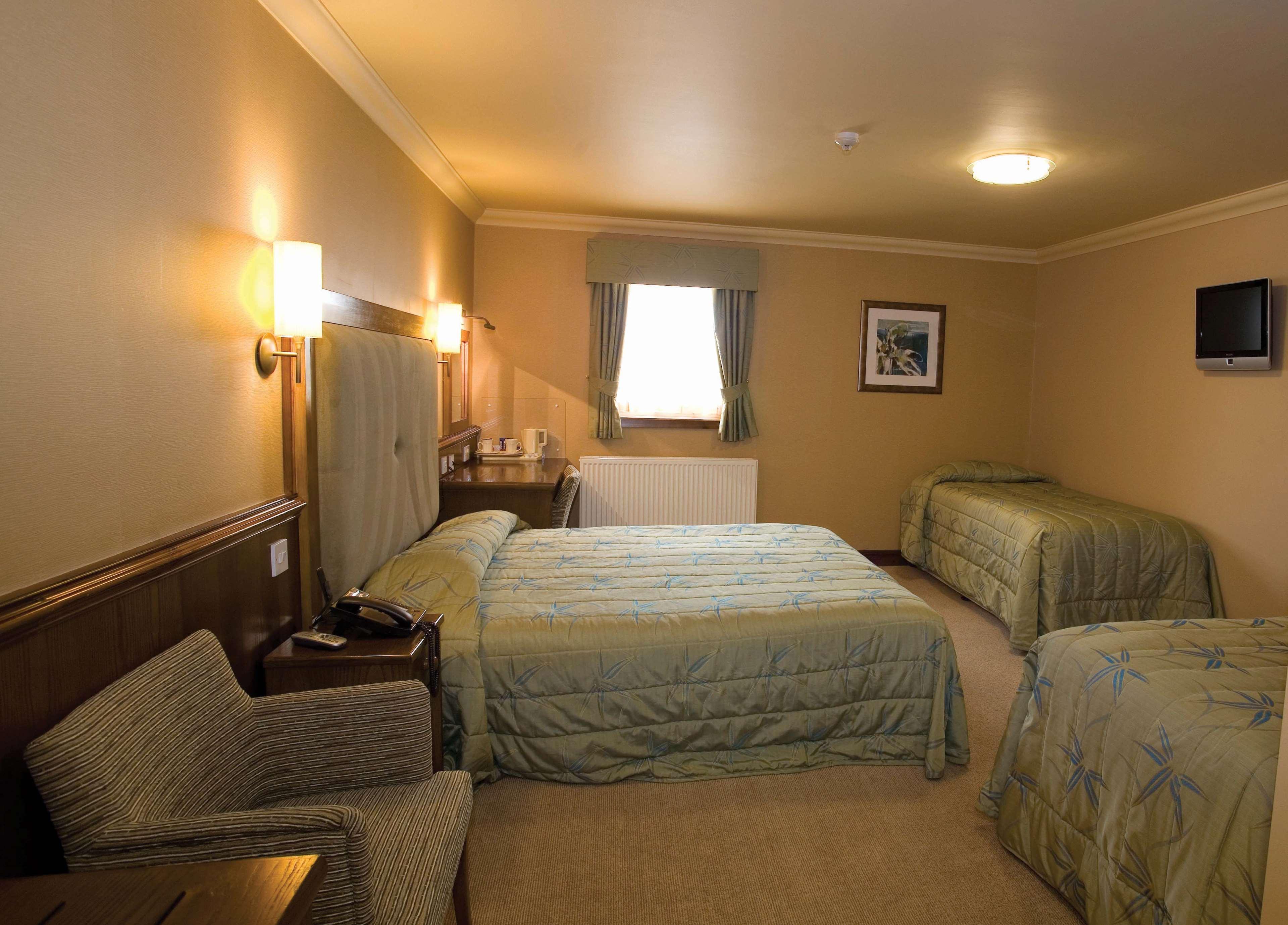 Best Western Plus Pastures Hotel Doncaster Bagian luar foto