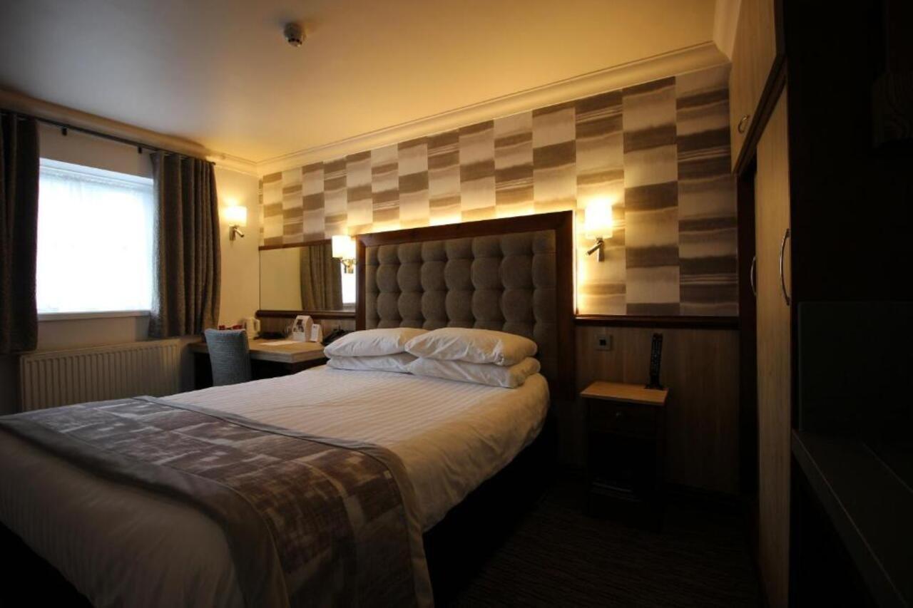 Best Western Plus Pastures Hotel Doncaster Bagian luar foto