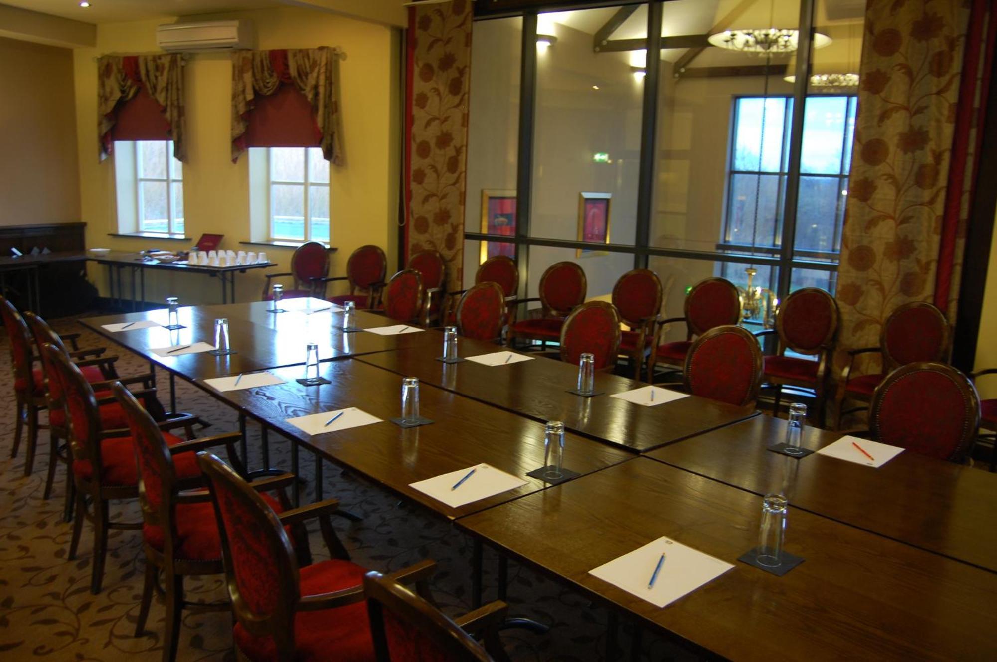 Best Western Plus Pastures Hotel Doncaster Bagian luar foto